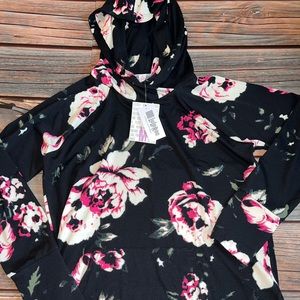 NWT LuLaRoe Amber, size Medium